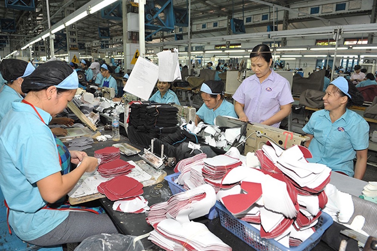 Nhà xuất khẩu được tự chứng nhận xuất xứ cho lô hàng có giá trị dưới 6.000 Euro.