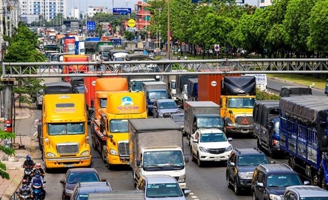 Giảm 30% phí sử dụng đường bộ (Ảnh Internet)