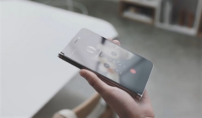 Trạng thái xoay gập 360 rất tiện lợi