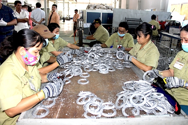 Cần duy trì thanh khoản cho DN vừa và nhỏ nhằm duy trì việc làm và hạn chế thiệt hại về kinh tế giữa tác động của Covid-19