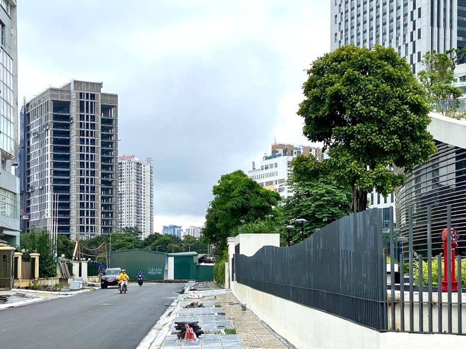 So với nhiều kênh đầu tư khác, đầu tư bất động sản vẫn là kênh an toàn và hiệu quả.