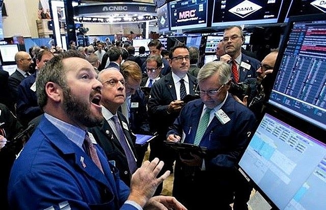 Chứng khoán tăng bất chấp các dữ liệu kinh tế được công bố tiêu cực (Ảnh: Internet)