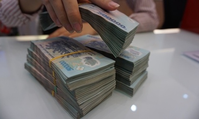 Nhiều người đã mất hàng tỷ đồng vì ham lãi suất cao.