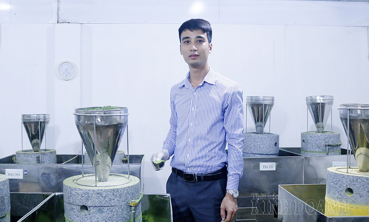 Anh Trần Quý Nam chủ cơ sở sản xuất bột rau củ nguyên chất