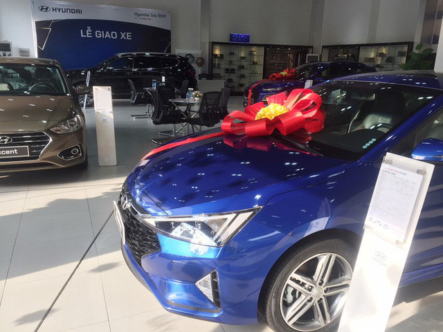 Thị trường ô tô ảm đạm.