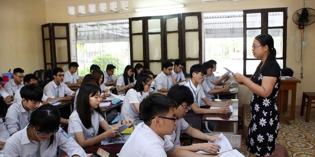 Các trường không được thu, chi khoản đóng góp tự nguyện để sửa chữa nhỏ hoặc mua sắm trang thiết bị của nhà trường.