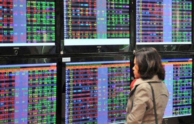 VN-Index đã tăng điểm trong phiên thứ năm liên tiếp, với dòng tiền lớn được đổ vào thị trường chứng khoán.