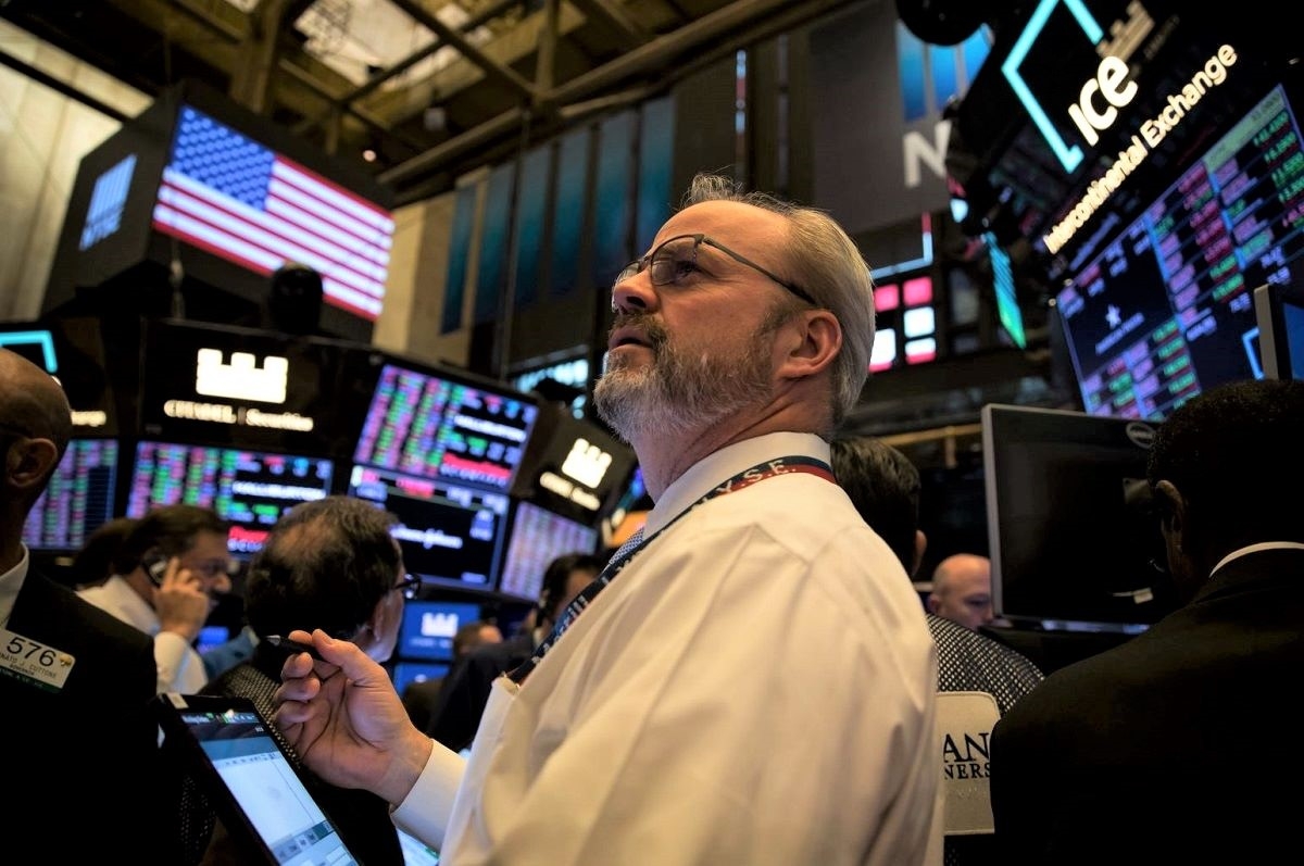 Chứng khoán Mỹ lao dốc trong hai phiên cuối tuần qua sau một thời gian dài liên tục tăng điểm (Ảnh Int)