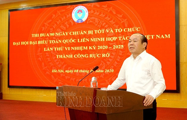 Chủ tịch Liên minh HTX Việt Nam Nguyễn Ngọc Bảo phát biểu tại lễ phát động thi đua