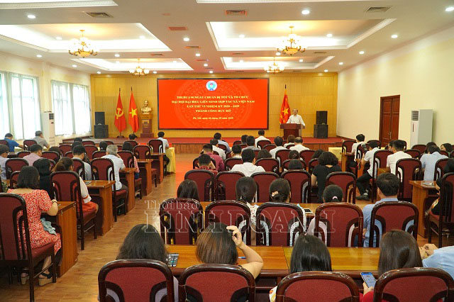 Toàn thể cán bộ, viên chức, người lao động của Liên minh HTX Việt Nam quyết tâm hưởng ứng phong trào thi đua do Chủ tịch Nguyễn Ngọc Bảo phát động.