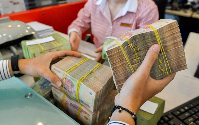 Bí kênh đầu tư khiến lợi nhuận sau thuế cả năm của 19 ngân hàng niêm yết dự kiến chỉ tăng 4,9%.