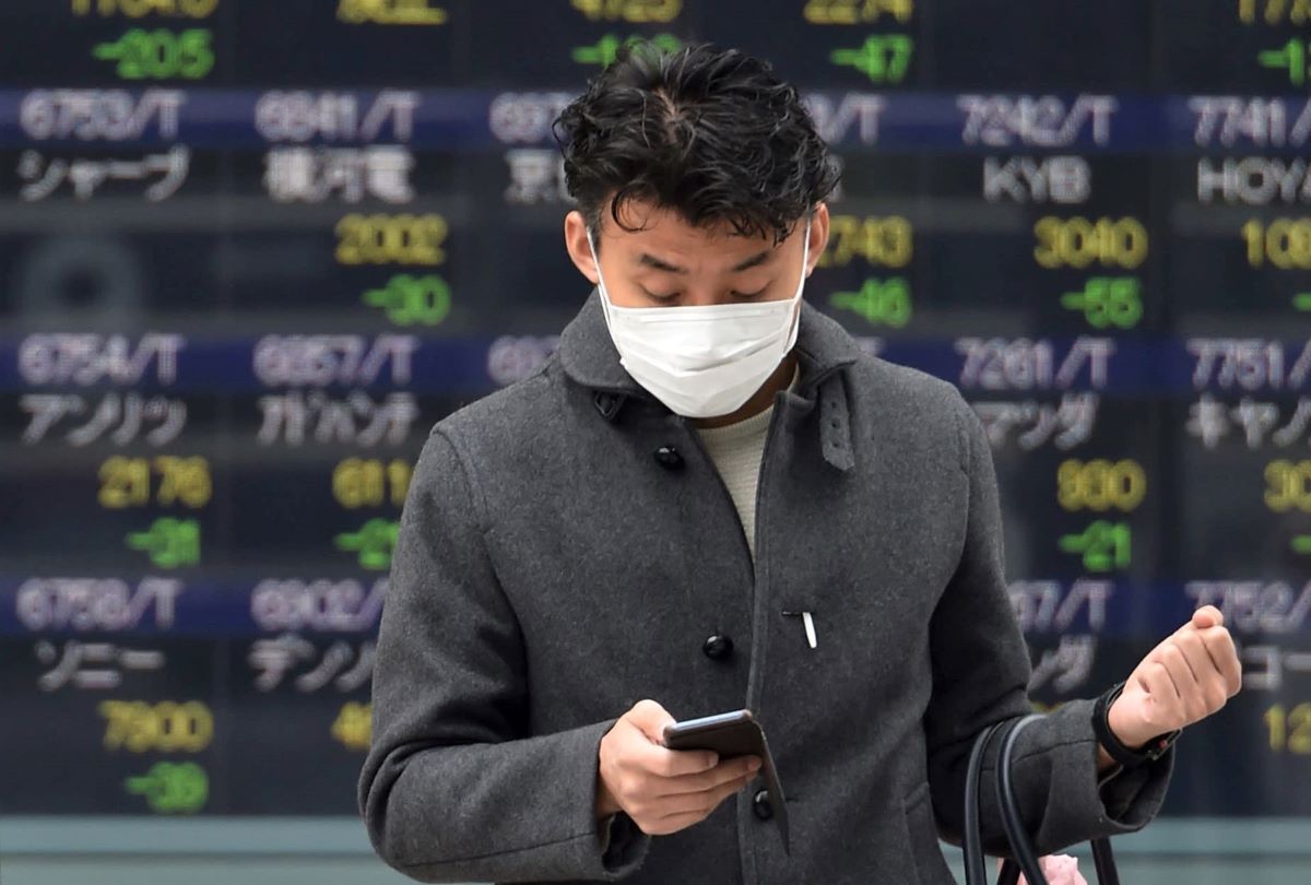 Thị trường chứng khoán châu Á chịu nhiều tác động từ biến động của Phố Wall (Ảnh: Int)