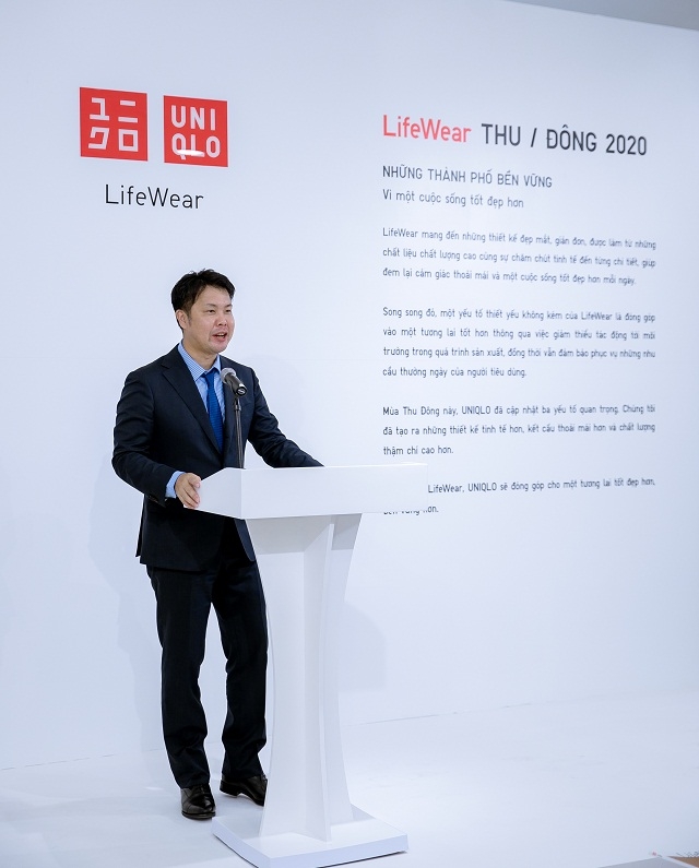 Ông Osamu Ikezoe – Tổng Giám Đốc UNIQLO Việt Nam chia phát biểu tại sự kiện.