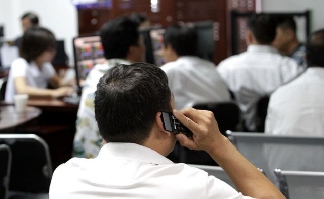 Thị trường chứng khoán trở nên hấp dẫn hơn khi vàng đã tăng giá quá cao, còn bất động sản thì thanh khoản kém.