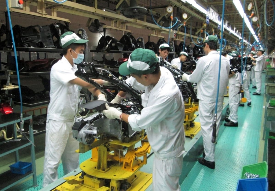 Chỉ số sản xuất công nghiệp tăng 2,1% trong tháng 8 và công nghiệp chế biến chế tạo vẫn tiếp tục là đầu tàu (Ảnh: Int)