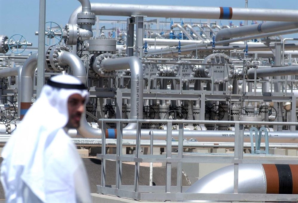 Tồn kho dầu của Mỹ giảm khiến giá dầu tiếp tục tăng, bất chấp nỗi lo về dịch COVID-19 vẫn còn rất lớn (Ảnh: Int)