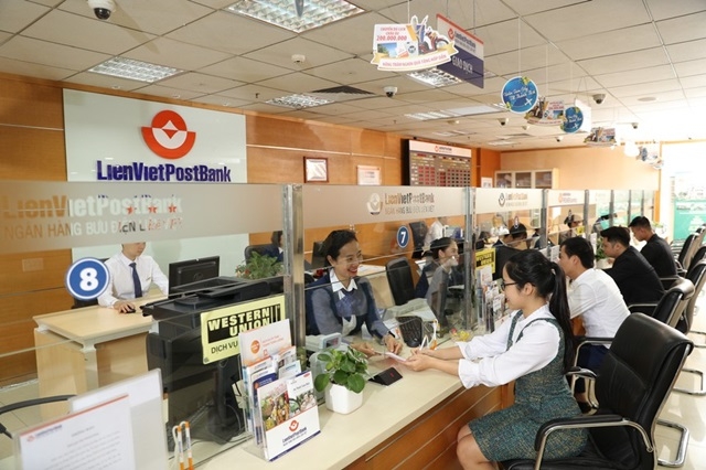 Cổ phiếu của LienVietPostBank được chấp thuận niêm yết trên HoSE.