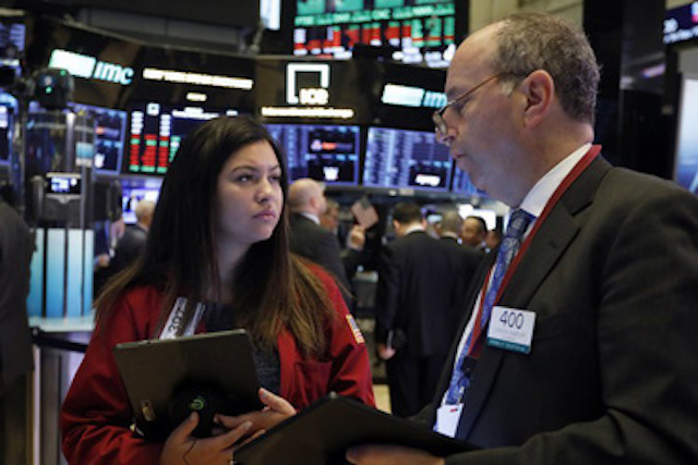 Thị trường chứng khoán Mỹ ghi nhận tháng giảm đầu tiên kể từ tháng 3 đến nay. (Ảnh: ADP)