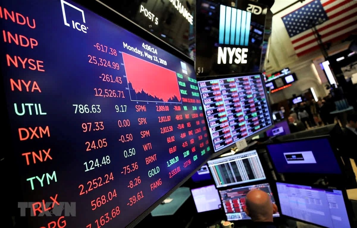 Thị trường chứng khoán Mỹ ngày 2/10 chìm trong sắc đỏ, các chỉ số chính đồng loạt giảm mạnh (Ảnh: Int)