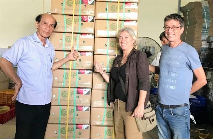 Lô hàng bưởi da xanh được đóng gói để xuất khẩu (Ảnh: HTX cung cấp)