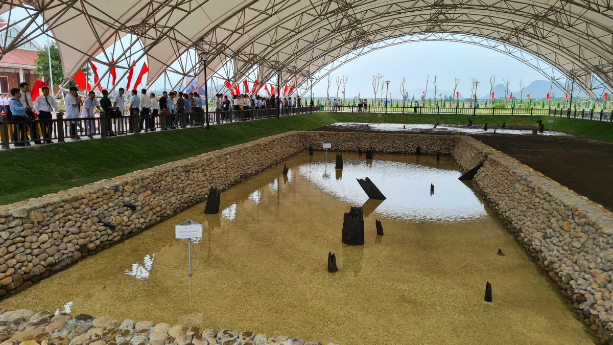 Bãi cọc Cao Quỳ phát lộ và được bảo tồn.