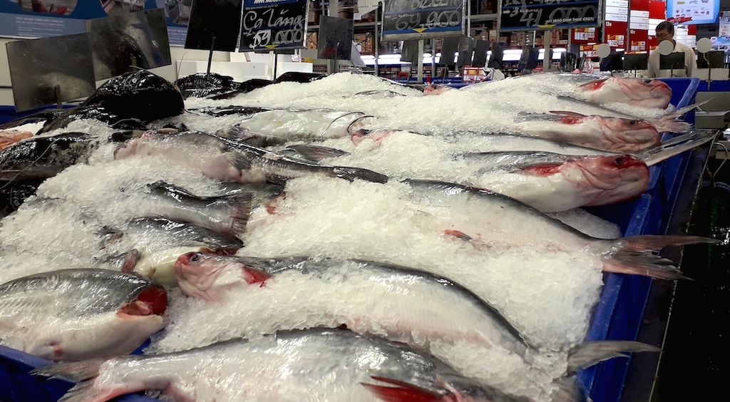 DN thủy sản đang gặp nhiều áp lực, trong đó có việc một số siêu thị đòi tăng chiết khấu.