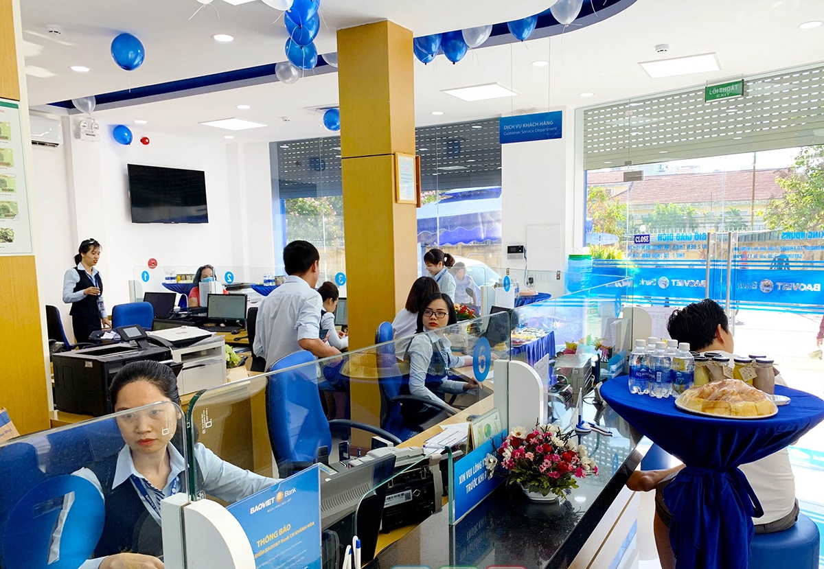 BaoVietBank vượt hạn mức tăng trưởng tín dụng 3.153 tỷ đồng.