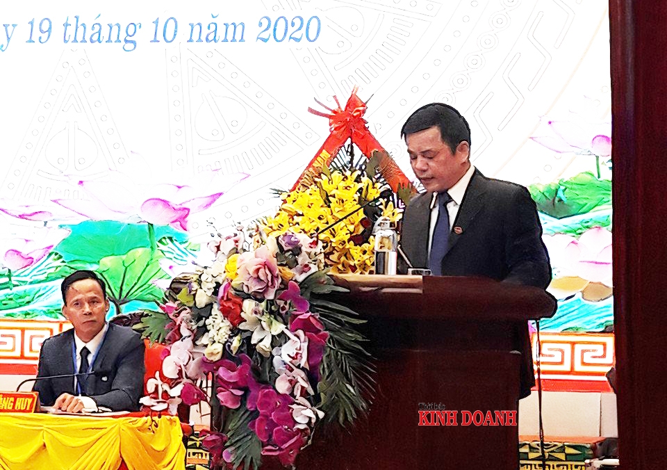 Phó Chủ tịch Liên minh HTX Việt Nam Nguyễn Văn Thịnh phát biểu tại Đại hội VI Liên minh HTX tỉnh Lào Cai.