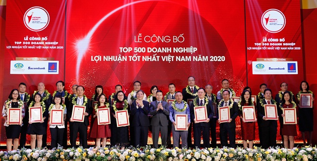 Đại diện các doanh nghiệp được vinh danh tại sự kiện.