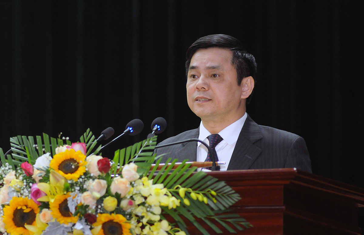 Phó Chủ tịch Liên minh HTX Việt Nam Nguyễn Văn Thịnh cho rằng Liên minh HTX tỉnh Sơn La cần có giải pháp đồng bộ để giúp cho thành viên ngày càng giàu có và đóng góp xứng đáng vào sự phát triển kinh tế xã hội của tỉnh.