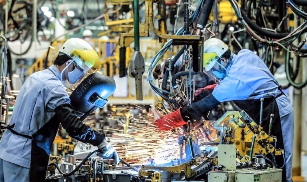 Định hướng tăng trưởng GDP bình quân 5 năm 2021 - 2025 khoảng 6,5-7%, với tỷ trọng công nghiệp chế biến, chế tạo trong GDP đạt trên 25% (Ảnh: Int)