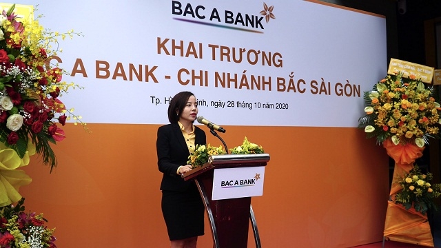 Bà Phạm Thị Ngọc Hồng - Giám đốc BAC A BANK Chi nhánh Bắc Sài Gòn phát biểu nhận nhiệm vụ.