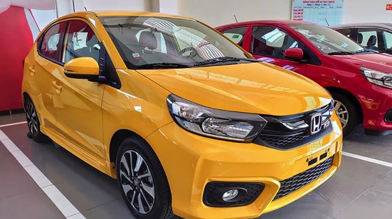 Theo các chuyên gia, một chiếc xe có khoảng 300.000 linh kiện sản xuất, nếu chỉ cần nhập khẩu một nửa linh kiện thì giá thành xe đội lên rất cao. (Ảnh minh hoạ: Int)