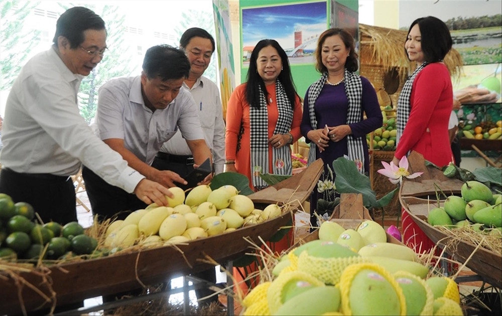 Rau quả đang đẩy mạnh tìm kiếm thị trường mới.