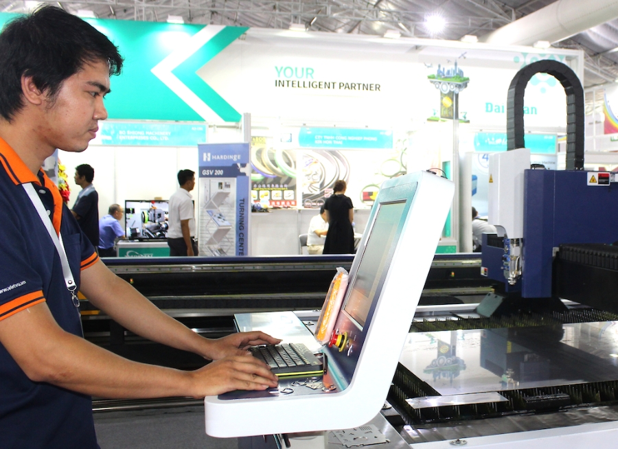 DN vừa và nhỏ cần tập trung các nguồn lực để kết nối với các sàn TMĐT xuyên biên giới