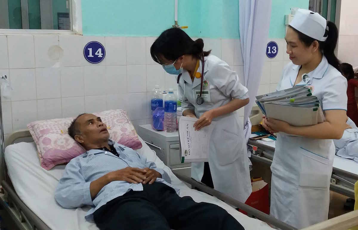 Đảm bảo tốt nhất quyền lợi khám chữa bệnh cho người dân khi khám chữa bệnh.