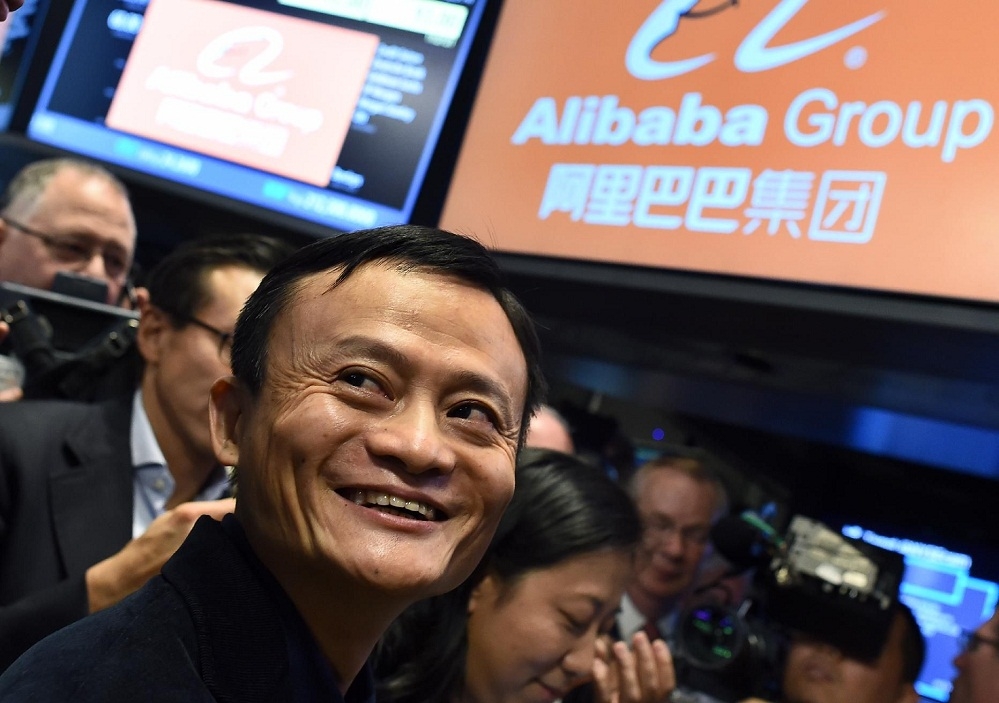Với tổng tài sản tăng tới 72% lên 65,6 tỷ USD, tỷ phú Jack Ma - nhà sáng lập của Tập đoàn Alibaba, tiếp tục giữ vị trí đầu bảng năm thứ 3 liên tiếp trong danh sách Forbes China Rich List (Ảnh: Int)