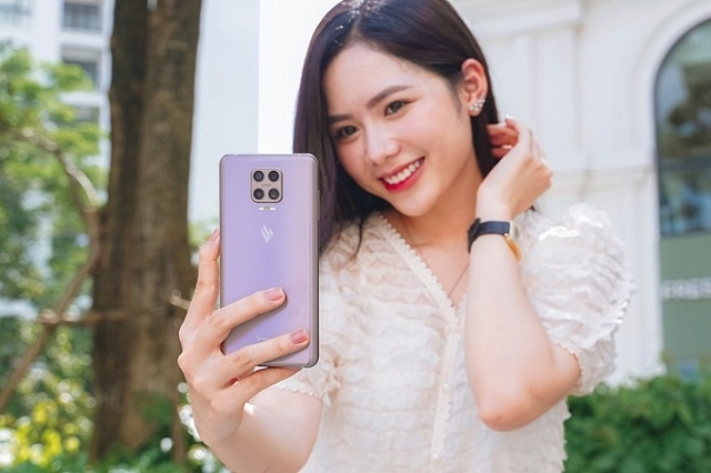 Việc tự chủ trong công nghệ lõi của CUD giúp VinSmart đưa ra thị trường các sản phẩm smartphone với mức giá dễ tiếp cận.