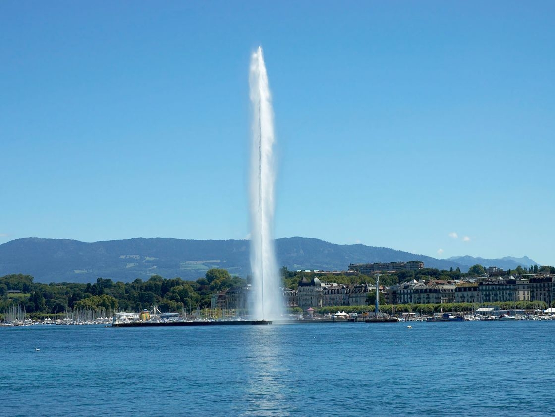 7. Geneva, Thụy Sĩ Đài phun nước Jet dEau ở Geneva, Thụy Sĩ. Wouter Hagens