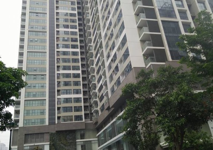 Báo chí phản ánh việc xây thêm tầng lánh nạn có nguy cơ giá căn hộ bị đẩy lên cao (Ảnh: TL)