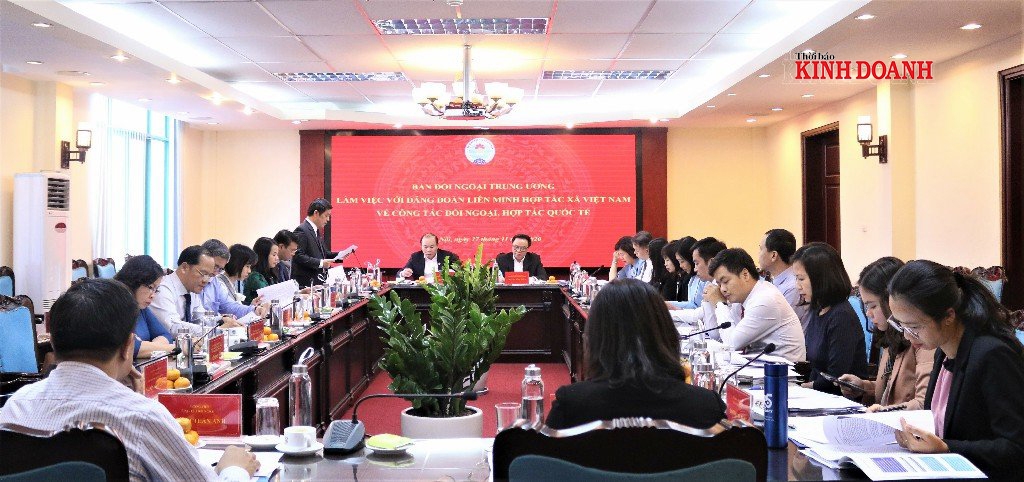 Liên minh HTX Việt Nam làm việc với Ban Đối ngoại Trung ương.