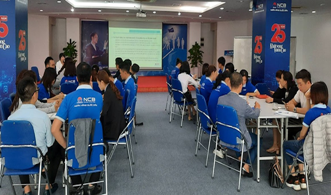 Hàng năm, NCB đều tổ chức các đợt đào tạo chuyên môn cho toàn bộ cán bộ nhân viên trong toàn hệ thống. (Ảnh: NCB)
