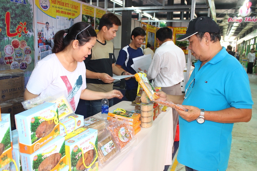 Các sản vật địa phương cần tham gia các liên kết, liên minh để có thể vươn xa tới thị trường thế giới.