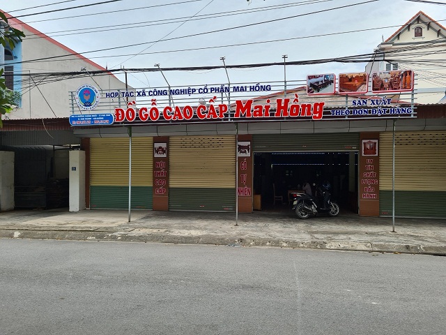 Cửa hàng giới thiệu sản phẩm của HTX công nghiệp cổ phần Mai Hồng tại thị trấn Phú Thái, huyện Kim Thành, tỉnh Hải Dương.