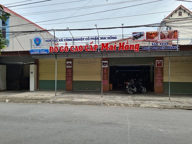 Cửa hàng giới thiệu sản phẩm của HTX công nghiệp cổ phần Mai Hồng tại thị trấn Phú Thái, huyện Kim Thành, tỉnh Hải Dương.