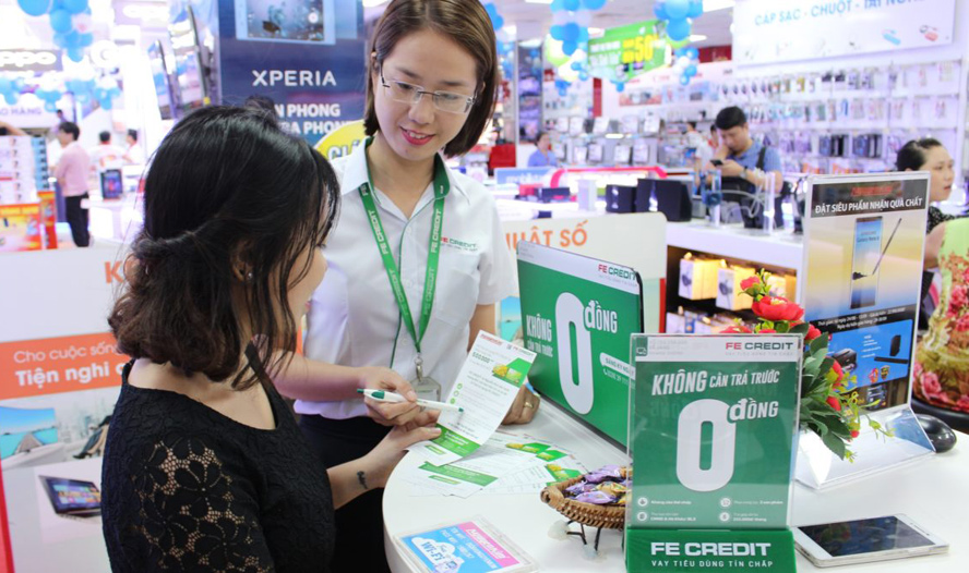 Bắt sóng thị trường tiêu dùng tăng mạnh cuối năm để đưa ra các gói vay ưu đãi nhằm kích cầu tăng trưởng tín dụng. (Ảnh: Int)