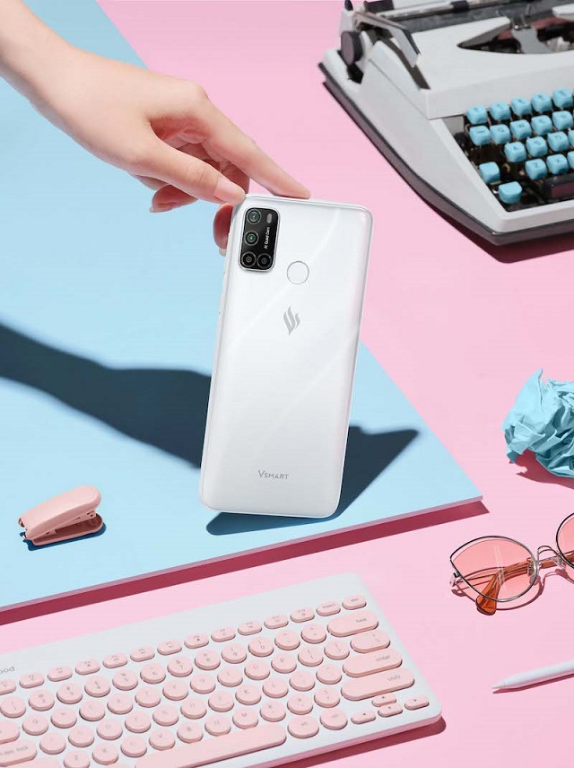 Vsmart Joy 4 sở hữu bộ 4 camera đa năng hấp dẫn.