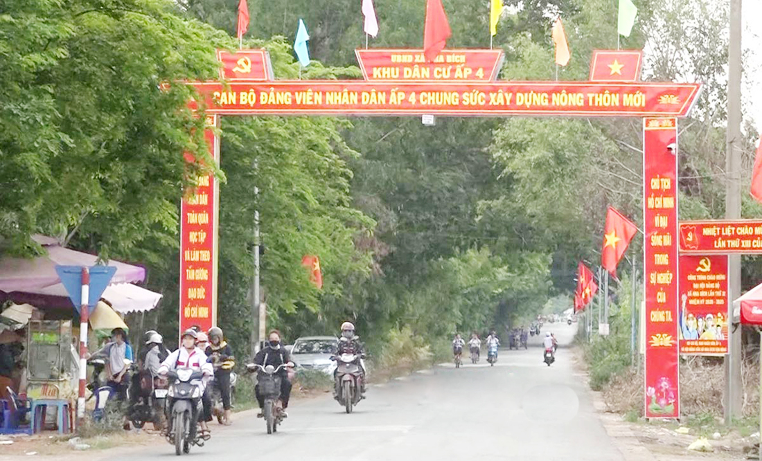 Nông thôn mới của huyện ngày càng khởi sắc.