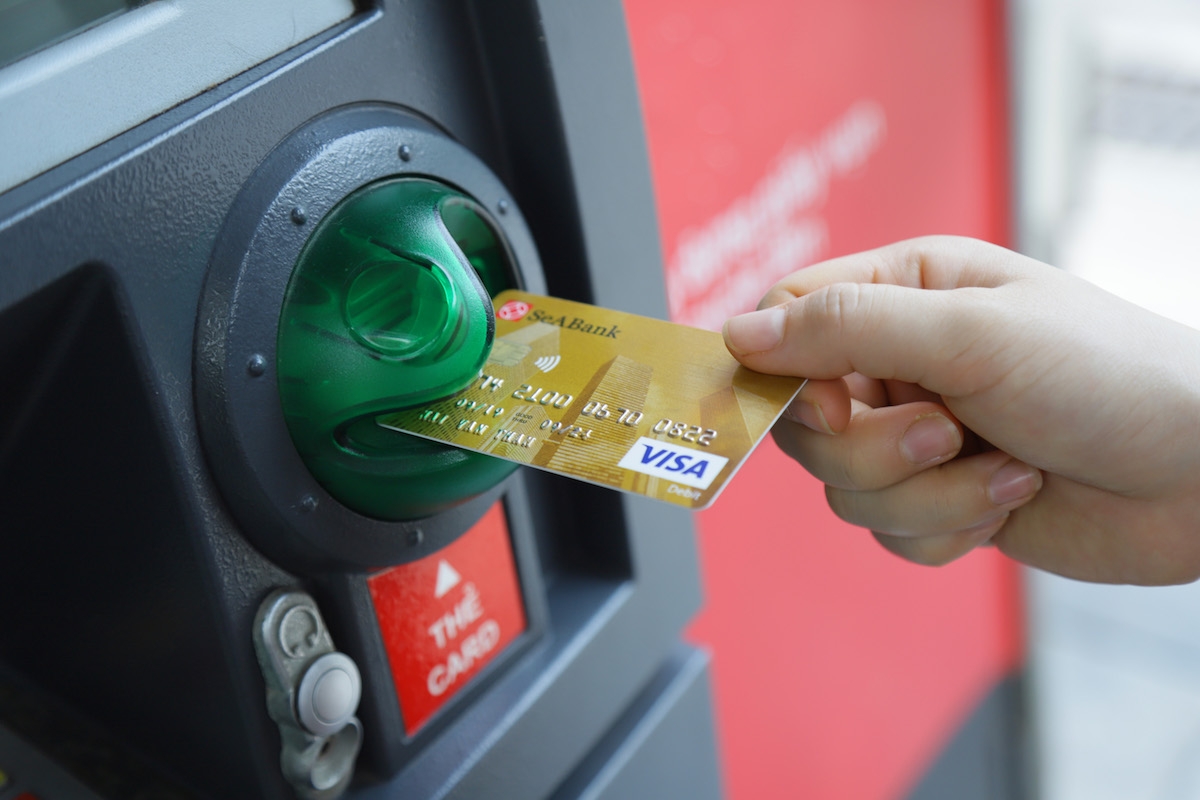 Không để tình trạng ATM hết tiền vào dịp cuối năm.