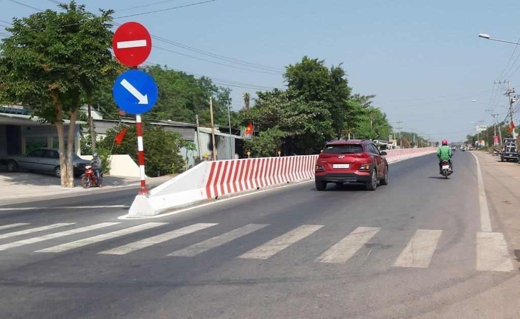 Hạ tầng giao thông khang trang ở xã An Tây.